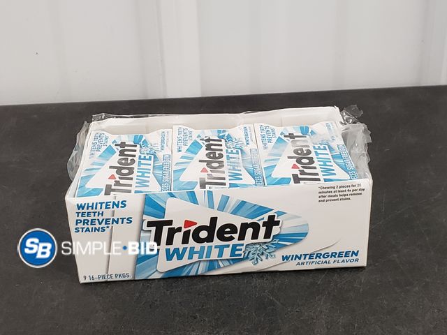 Lot 58-29908 - Trident White Wintergreen Gum 16 packs - unopened