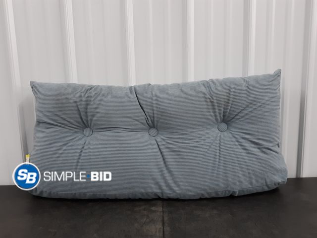 Lot 58-38213 - New Decorative Bench Cushion 36" x 16" Tufted Cushions