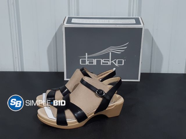 Lot 58-35070 - Women's Dansko Karmen Burnished Calf Sandals -- SIZE 38 -- 8 -- unworn