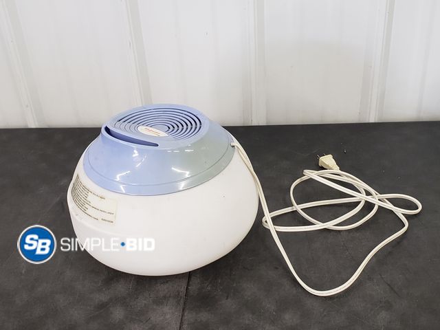 Lot 58-65056 - Humidifier