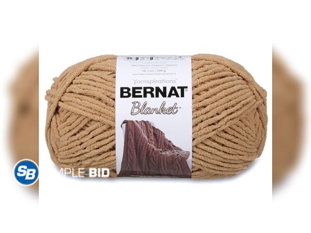 Lot 58-60518 - New Bernat Blanket 6 Super Bulky Polyester Yarn, Sand 10.5oz/300g, 220 Yards