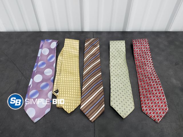 Lot 58-71272 - Lot of (5) Men's Neck Ties