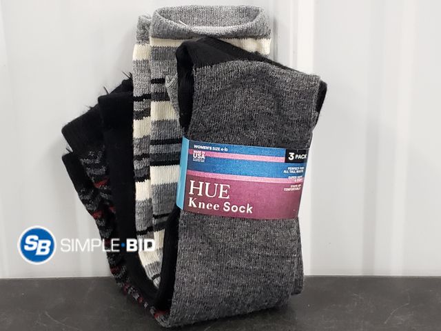 Lot 58-41676 - Women's Hue Knee Socks - 3 pack - Size 4-10 - unworn