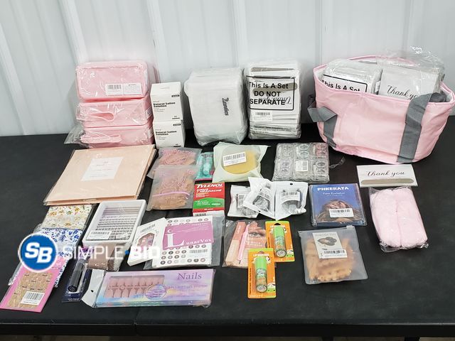 Lot 58-41140 - Lot of Health and Beauty items - variety of items - including fake eyelashes, Nail, Face and more ac...