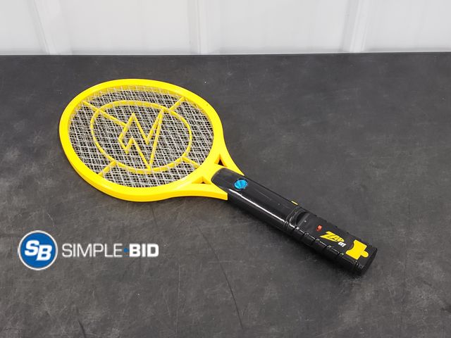 Lot 58-39977 - Bug Zapper Racket
