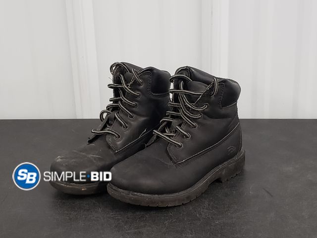 Lot 58-41243 - BOYS! boots - size 1 - used but in good condition