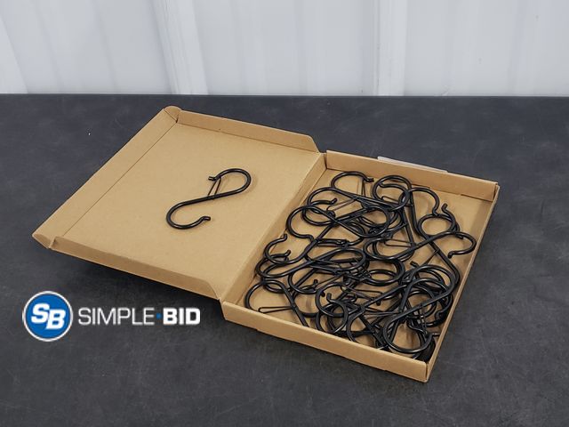 Lot 58-67595 - Lot of (22) Adiil S Hanging Hooks