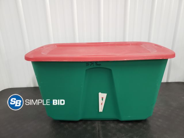 Lot 58-67899 - Homz 32 Gallon Storage tote - with lid - used but in good condition