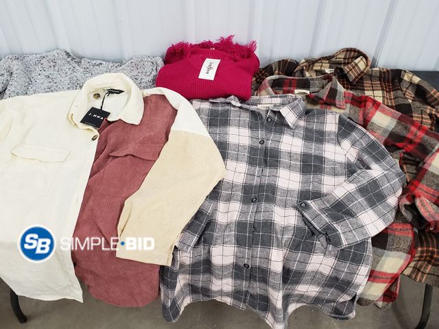 Lot 58-77837 - Lot of Women's Shackets, Fall Sweaters, and more - lightly worn to new - variety of styles - SIZES r...