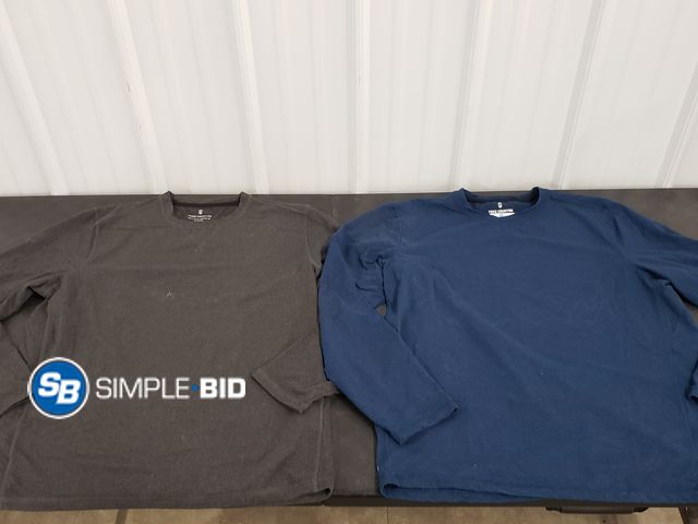 Lot 58-77318 - Lot of (2) MEN'S free Country Ultimate Comfort long sleeve shirts - SIZE XL - lightly used - in good...