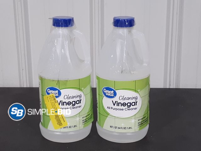 Lot 58-29355 - Lot of (2) Great Value Cleaning Vinegar 64 fl oz each - open mostly full
