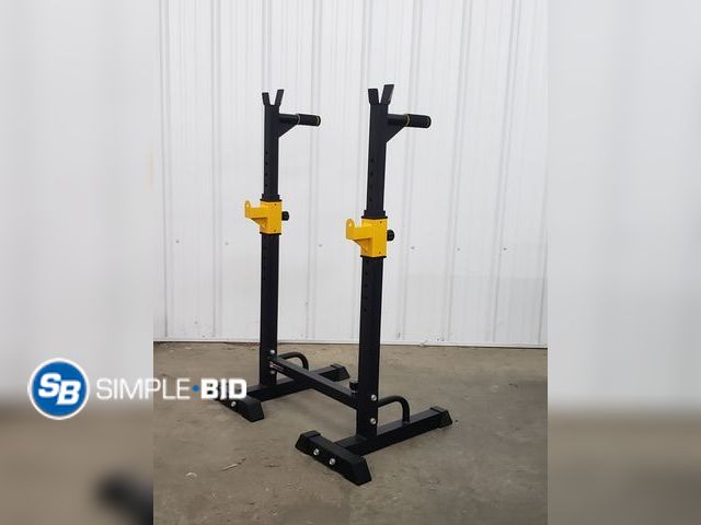 Lot 58-72469 - Weight Lifting Squat Rack