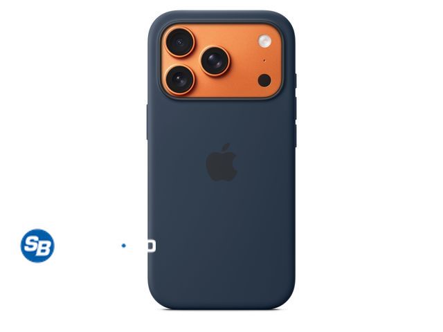 Lot 58-38881 - New Apple iPhone 17 Pro Silicone Case with MagSafe – Midnight