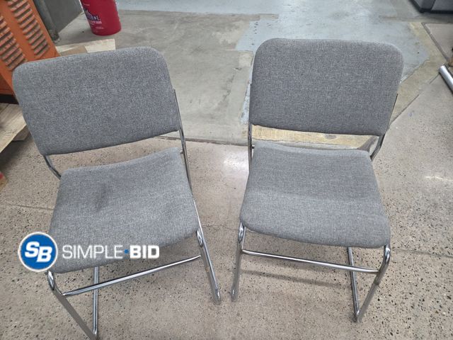 Lot 58-72516 - Lot of (2) Office/Reception Chairs - in good condition