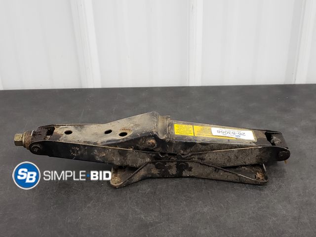 Lot 58-83058 - Auto Jack - Car/Truck