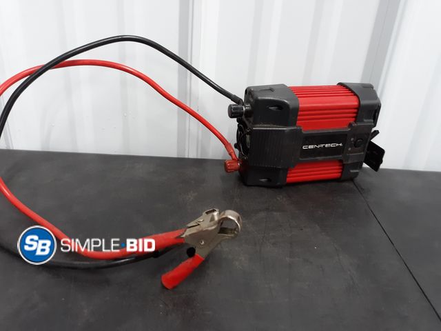 Lot 58-33821 - Cen-Tech Power Inverter 400 Watt Continuous/800 Watt Peak