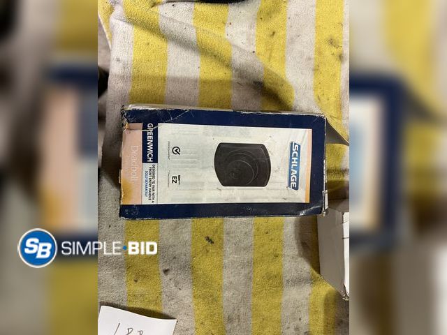 Lot 58-33833 - Schlage Dead Bbolt a6033217 New old stock
Complete