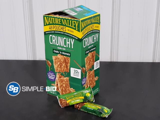 Lot 58-25980 - Nature Valley Crunchy Oats 'n Honey Granola Bars 39 individually wrapped - unopened