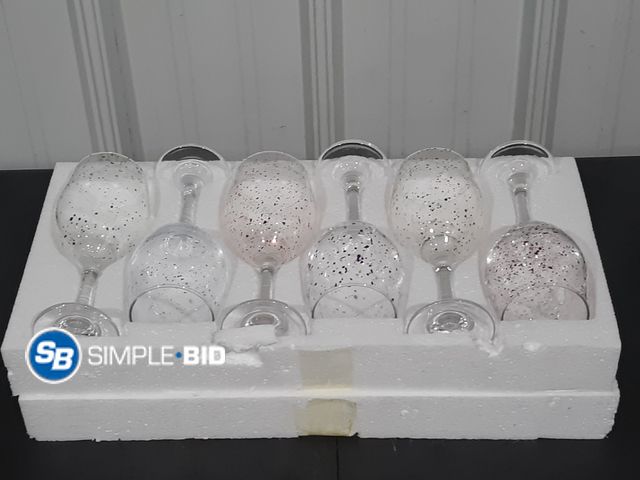 Lot 58-29240 - Lot of (6) Wine Glasses