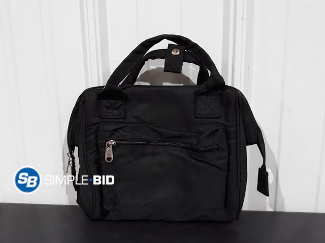 Lot 58-26363 - New Diicci Insulated Lunch bag for travel, Beach, and more