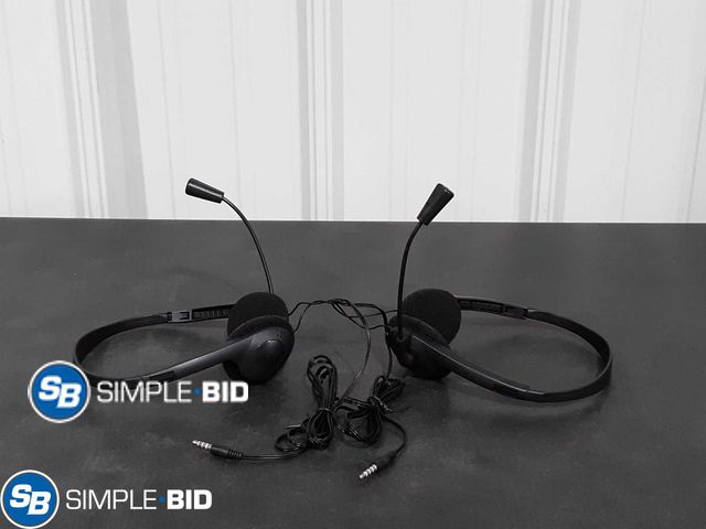 Lot 58-23469 - Lot of (2) Wired Headsets with Microphones