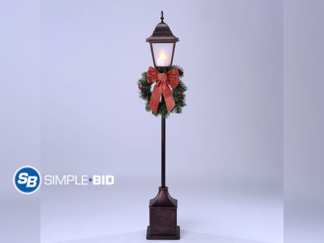 Lot 58-32005 - New 4' Pre-Lit Battery-Operated Christmas Lamp Post with Timer, Holiday Time