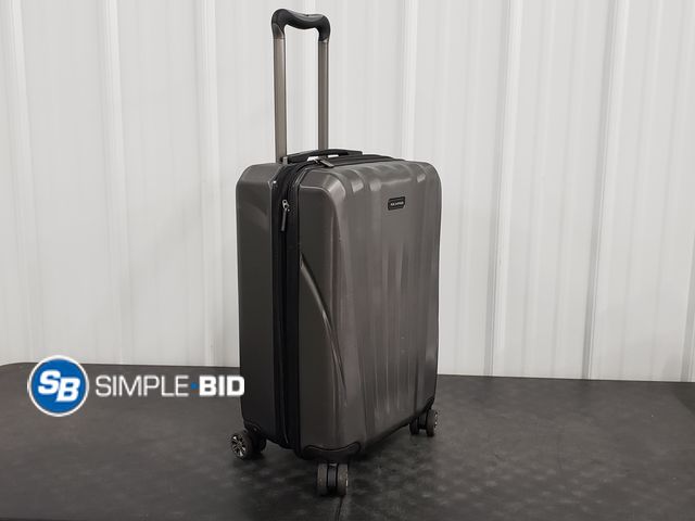 Lot 58-65589 - New Ricardo 20" Hardside Carry-On Suitcase