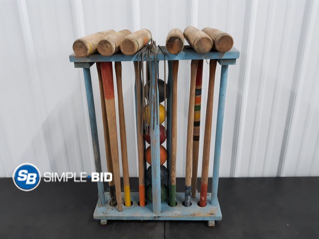 Lot 58-38174 - Vintage Croquet set