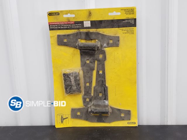 Lot 58-72457 - Stanley Ornamental Gate Tee Hinges