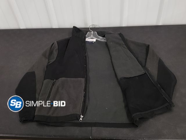 Lot 58-41229 - BOYS! Zip up Fleece Jacket - SIZE XL - used but in good condition