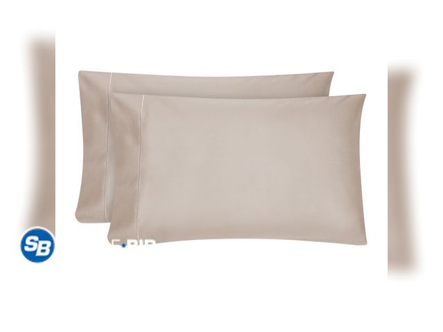 Lot 58-36178 - New Hotel Style 600 Thread Count Taupe Egyptian Cotton Adult Pillow Cases, Queen (2 Count)