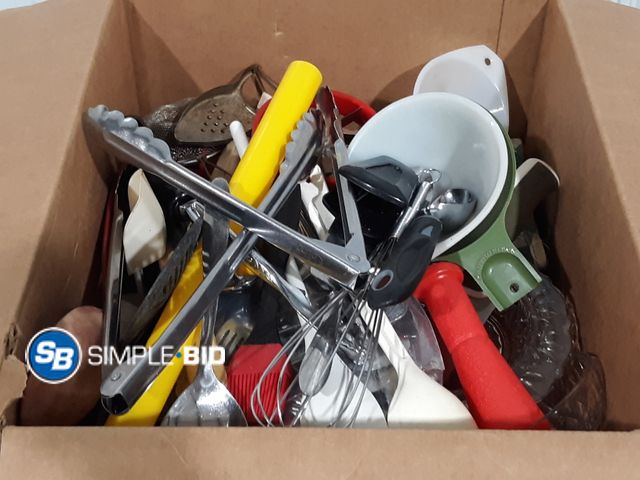 Lot 58-34901 - Large Lot of Various Kitchen Utincils and More