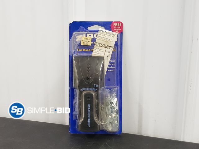 Lot 58-58848 - Zircon Studsensor