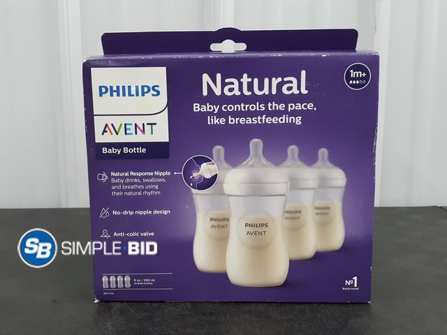 Lot 58-39299 - Baby Bottles - Avent Natural - Baby Controls the Pace - (4) 9oz Baby Bottles - appear unused