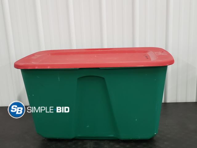 Lot 58-67898 - Homz 32 Gallon Storage tote - with lid - used but in good condition