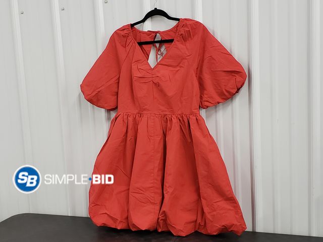 Lot 58-65090 - New Time and Tru Women's and Women's Plus Cotton Bubble Hem Mini Dress with Puff Sleeves, Size M (8/...