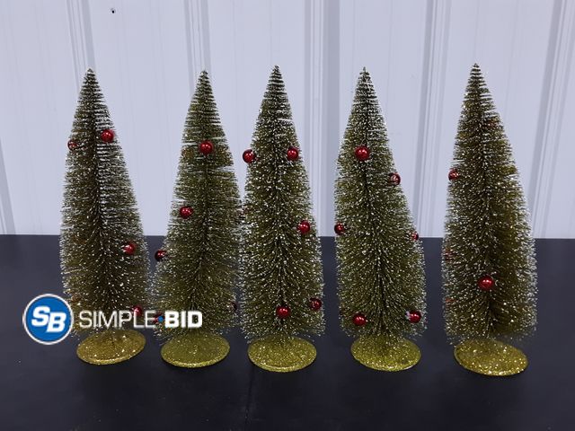 Lot 58-35141 - CHRISTMAS! Lot of (5) glittery Christmas Tree decor - approx. 16" tall