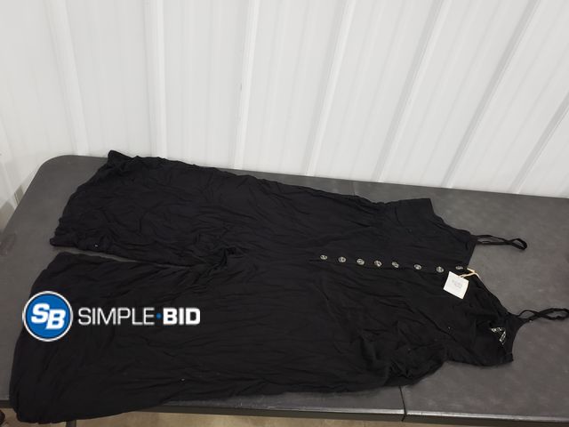 Lot 58-77829 - New Women's Kori Black Romper - SIZE 1XL - super cute!