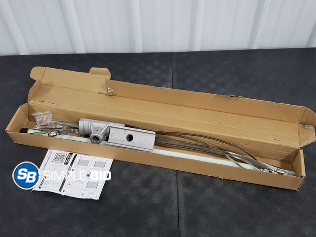 Lot 58-41867 - Street Light Pol Banner Mounting Bracket Kit