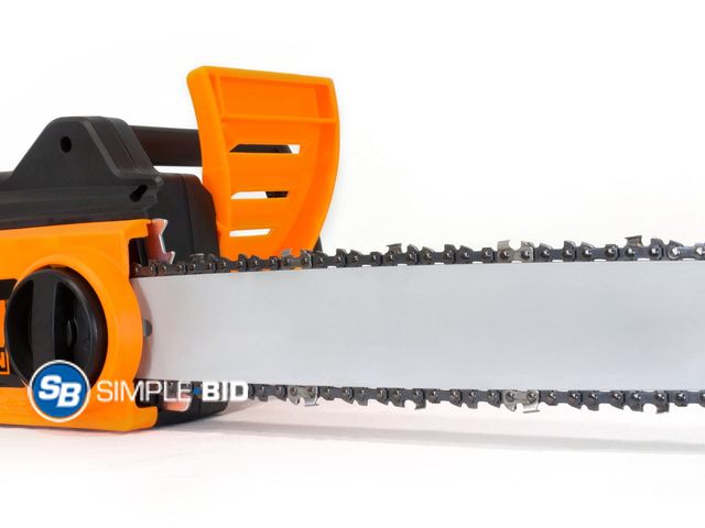 Lot 58-37472 - New WEN Products 16” Electric Chainsaw, 12A Corded Electric Chainsaw, Auto-Oiling System