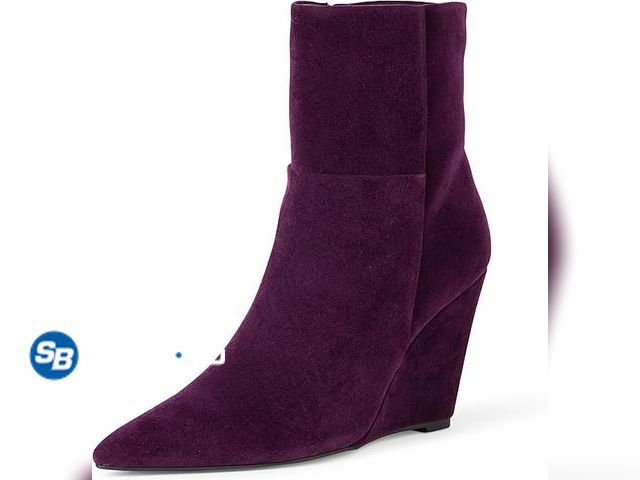 Lot 58-59454 - New The Drop Women's Gina Wedge Midshaft Boot - SIZE 5.5