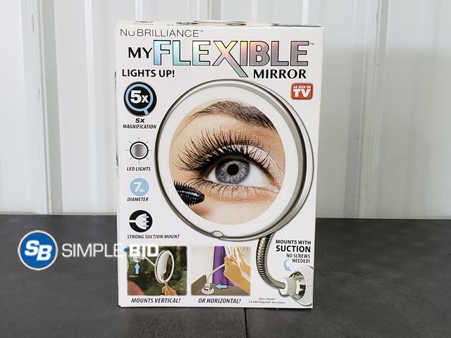 Lot 58-64475 - My Flexible Mirror - Lights up - 5x Magnification - Appears Unused