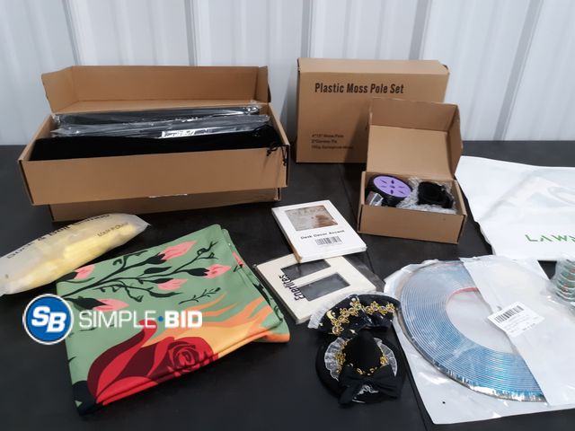 Lot 58-63424 - BOX of small amazon items - variety of items - appears unused