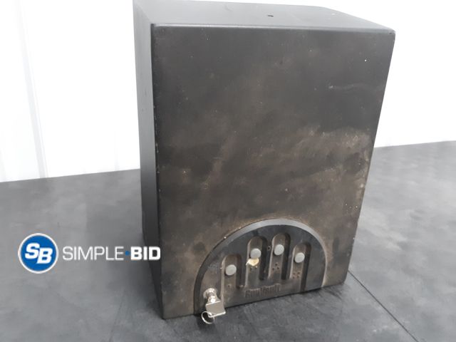 Lot 58-38238 - Gun Vault - comes with key - used but in good condition