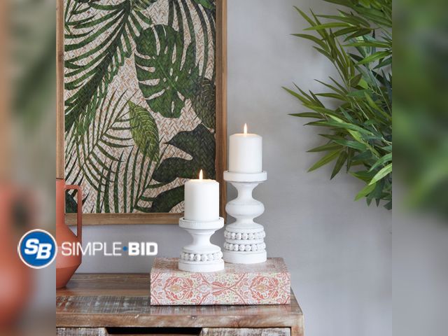 Lot 58-71542 - New The Novogratz Brown or White Wood Beaded Pillar Candle Holder (Set of 2) 4.05W x 3.95L x 8.15