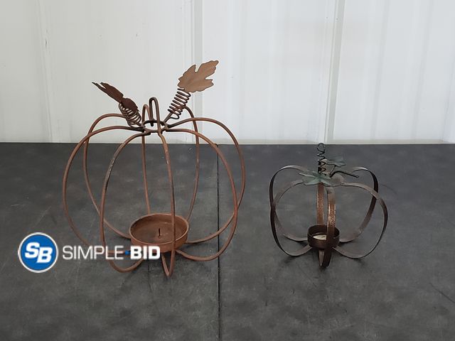 Lot 58-66473 - Lot of (2) Rustic Metal PUMPKIN candle Holders - in good condition - Super Cute!