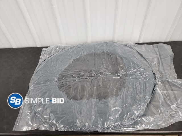 Lot 58-59587 - Round Pet Bed