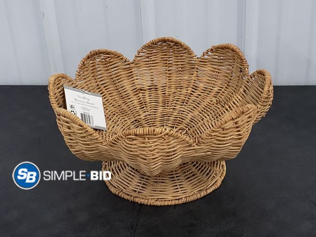 Lot 58-72285 - Scallop Woven Bowl - 13.5" Diameter - NWT