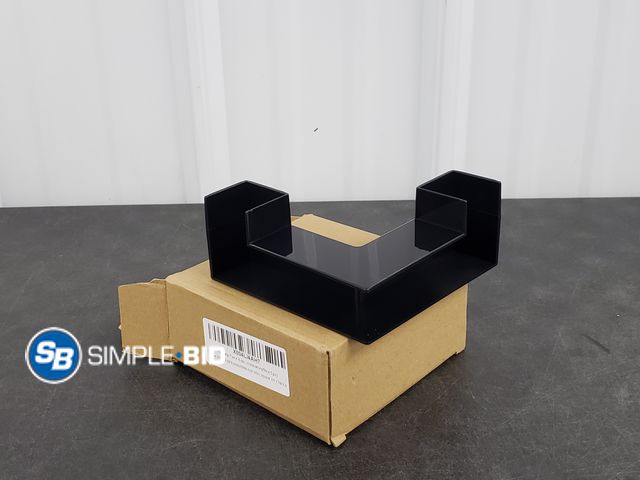 Lot 58-40439 - Plastic Shrimp Cave