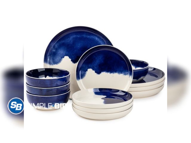 Lot 58-36670 - New Thyme &amp; Table Blue Drip 12-Piece Ceramic Dinnerware Set